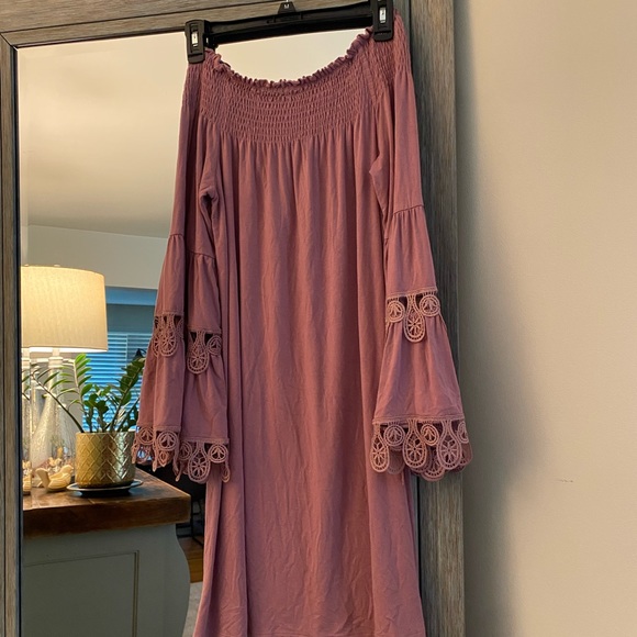 Lapis, M, off the shoulder full boho sleeve, crochet detailing, great condition! - Picture 7 of 8